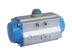 AT����ִ����